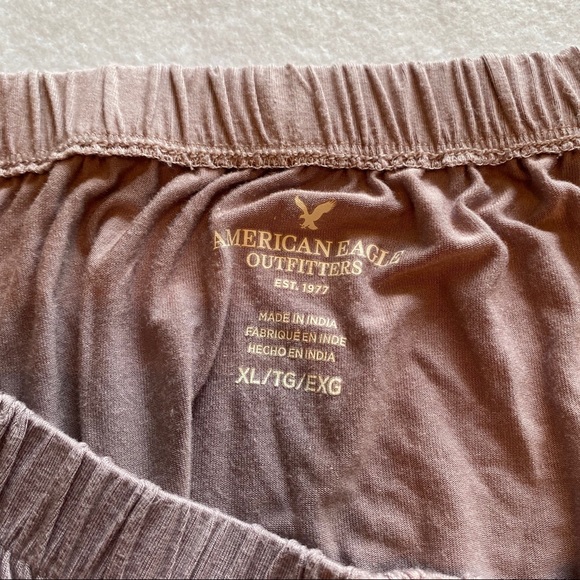 AE Floral Embroidered Off-the-Shoulder Top - Picture 5 of 6